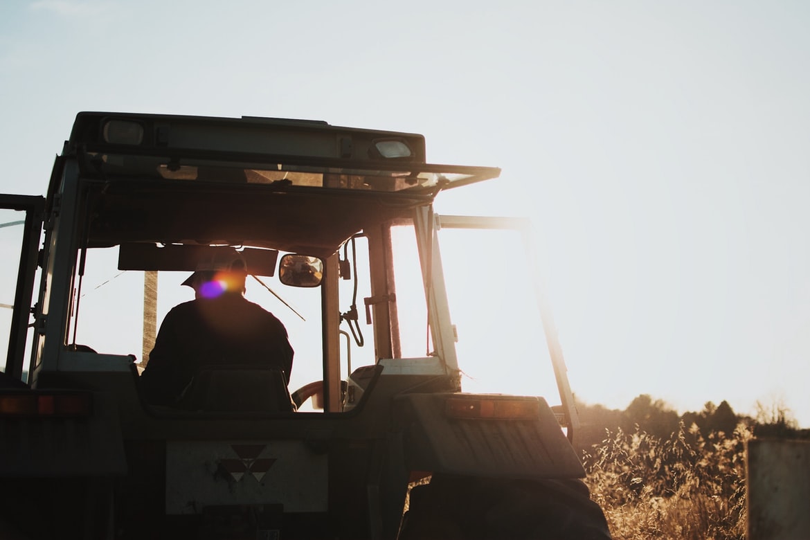 Tractor Driving For Absolute Beginners